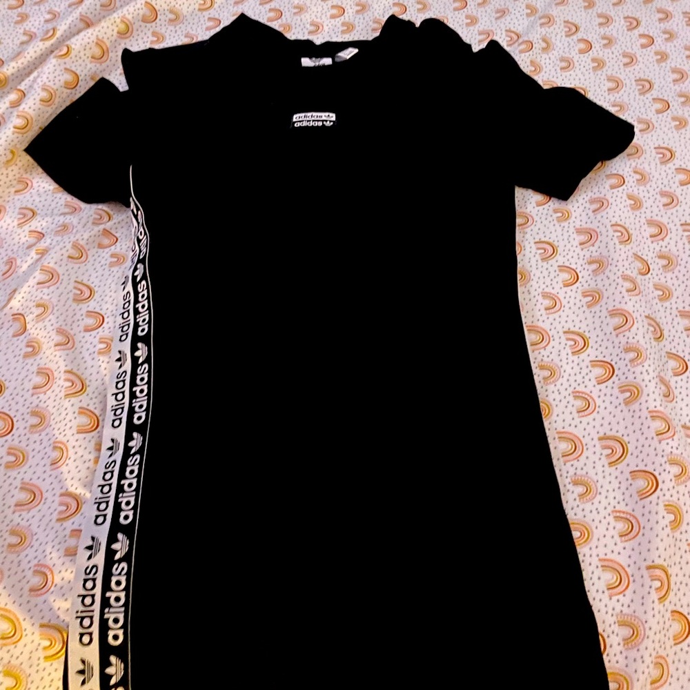 Dress that outlines your curves